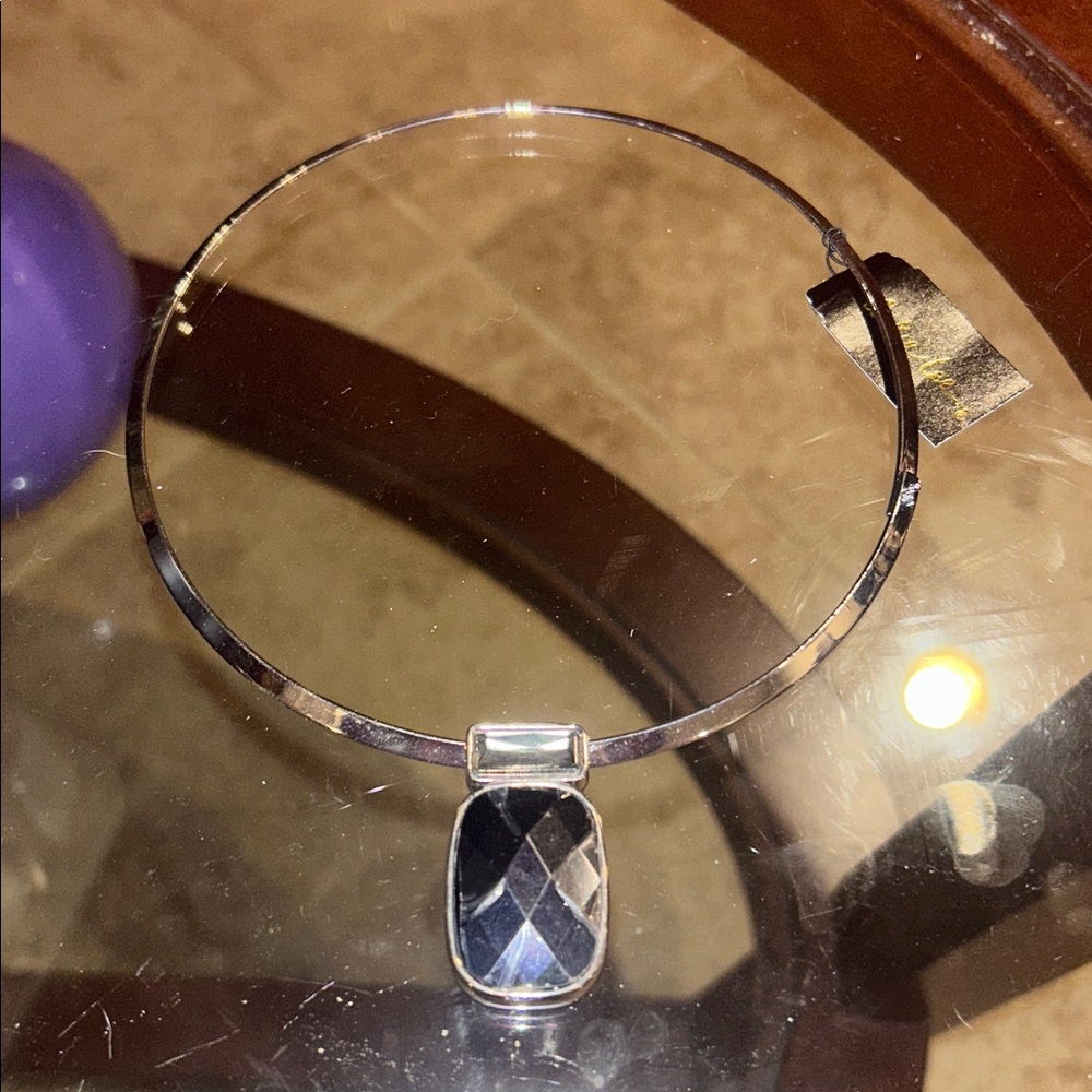 STUNNING Elegant Silver and Black Pendant Necklace